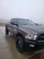 2015 Ram 2500 Outdoorsman 4WD 75,000 mi