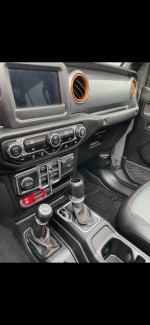 2020 Jeep Gladiator Mojave 4WD  106,000 mi