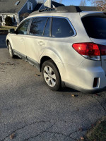 2010 Subaru Outback 2.5i AWD 78,000 mi