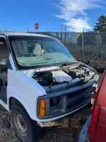 2000 Chevrolet Express 87,000 mi