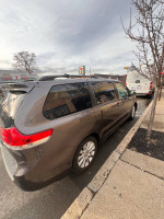 2013 Toyota Sienna XLE 7-Passenger AWD 141,000 mi