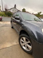 2013 Subaru Outback 2.5i AWD 104,000 mi