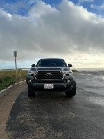 2020 Toyota Tacoma 129,000 mi