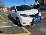 2011 Toyota Sienna 77,000 mi