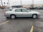 1997 Lincoln Town Car Signature RWD 120,000 mi
