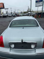 1997 Lincoln Town Car Signature RWD 120,000 mi