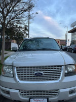 2005 Ford Expedition XLT 4WD  103,000 mi