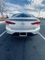 2019 Hyundai Elantra SEL FWD 122,000 mi