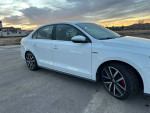 2016 Volkswagen Jetta 117,000 mi