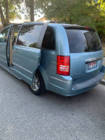 Chrysler Town and Country 141,000 mi