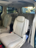 Chrysler Town and Country 141,000 mi