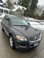 2010 Volkswagen Touareg 131,000 mi