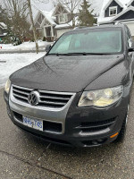 2010 Volkswagen Touareg 131,000 mi
