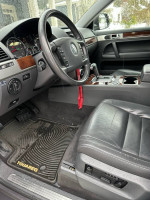 2010 Volkswagen Touareg 131,000 mi