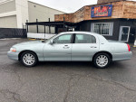1997 Lincoln Town Car Signature RWD 104,000 mi