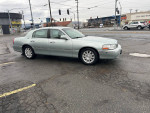 1997 Lincoln Town Car Signature RWD 104,000 mi