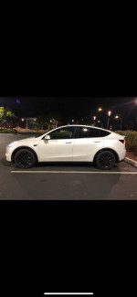 2022 Tesla Model Y Long Range AWD 130,000 mi