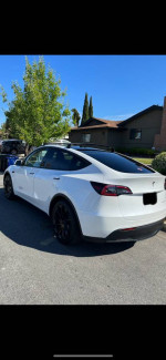 2022 Tesla Model Y Long Range AWD 130,000 mi