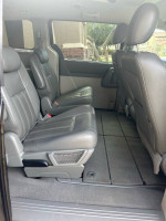 2009 Chrysler Town and Country Limited FWD 100,000 mi