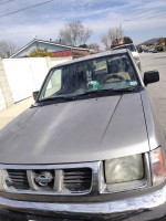 2001 Nissan Frontier 77,000 mi
