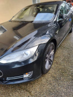 2014 Tesla Model S 85 RWD 99,000 mi