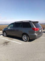2005 Toyota Sienna XLE 7-Passenger AWD 84,000 mi