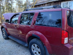 1995 Nissan Pathfinder SE 4WD 135,000 mi