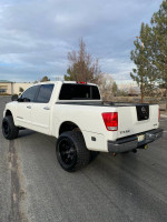 2006 Nissan Titan LE 4WD  89,000 mi