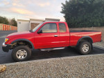 2000 Toyota Tacoma SR5 4WD  133,000 mi