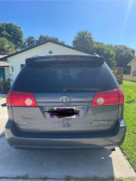 2009 Toyota Sienna LE 7-Passenger FWD 63,000 mi
