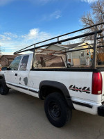 GMC Sierra 2500 64,000 mi