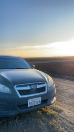 2013 Subaru Legacy 64,000 mi