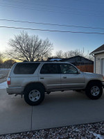 2002 Toyota 4Runner SR5 RWD 75,000 mi