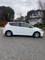 2014 Hyundai Accent 76,000 mi