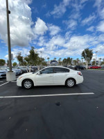 2010 Nissan Altima 125,000 mi