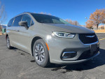 2021 Chrysler Pacifica Hybrid Limited FWD 80,000 mi