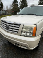 2004 Cadillac Escalade 121,000 mi