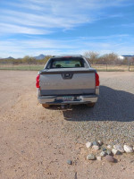 2004 Chevrolet Avalanche 1500 4WD  121,000 mi