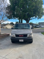 2001 GMC Safari 96,000 mi
