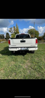 2014 Nissan Titan 143,000 mi
