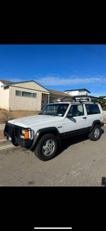 1993 Jeep Cherokee Country RWD 113,000 mi