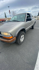 1999 Chevrolet S-10 150,000 mi