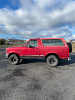 1995 Ford Bronco XLT 4WD 134,000 mi