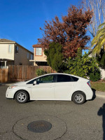 2011 Toyota Prius 113,000 mi
