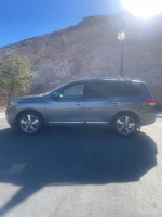 2016 Nissan Pathfinder Platinum FWD 73,000 mi