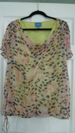 Women's Simply Vera Vera Wang top