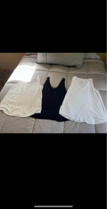 Women’s medium tank top lot-new/like new.-$4 a tank top or $8 for all Maurice