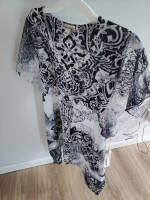 Ladies Black, white, grey tunic top, NEW
