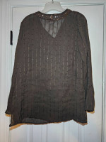 Women's medium top