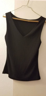 Black Sleeveless Top